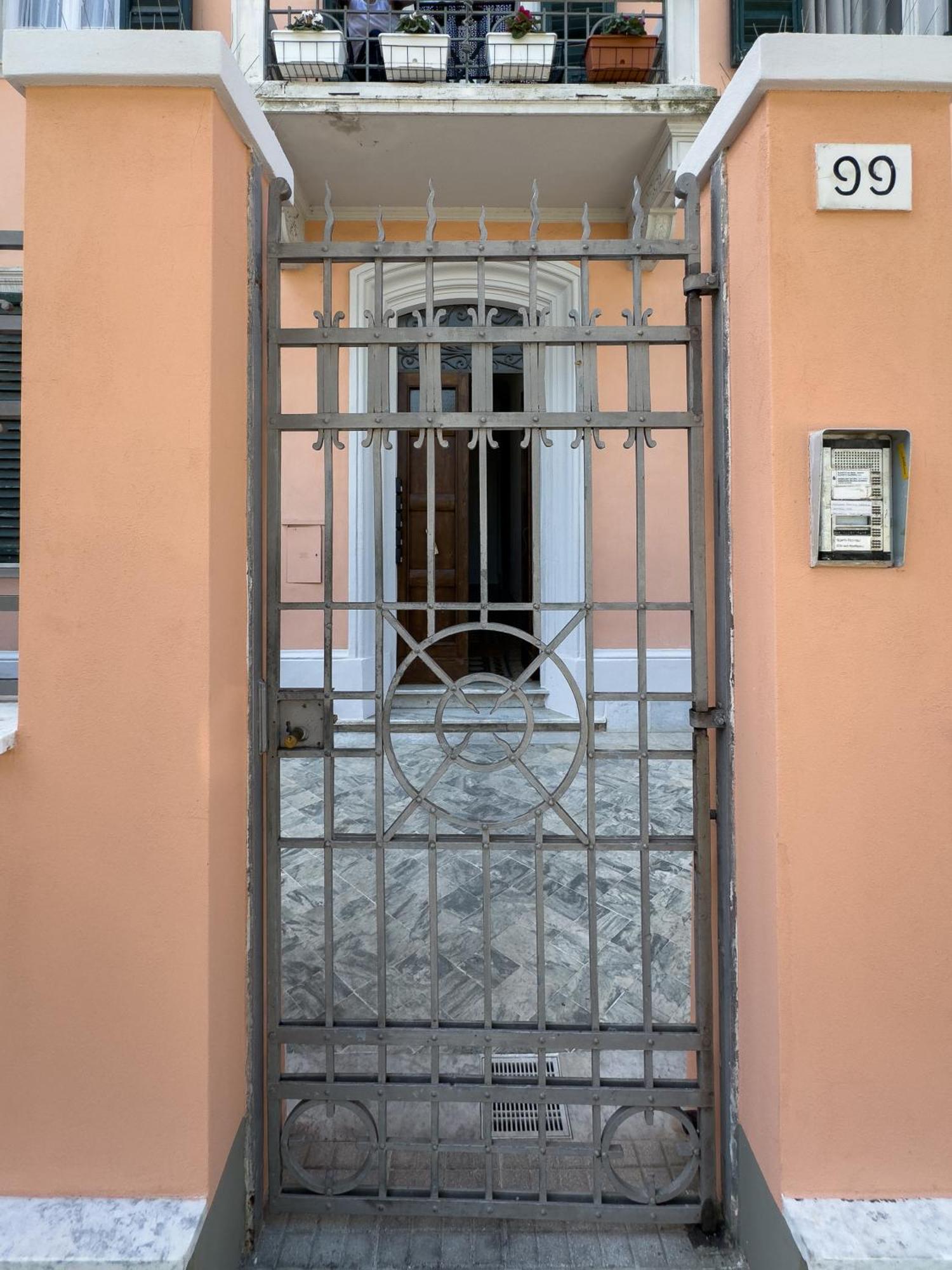La Casa Di Eli Appartamenti Pisa Buitenkant foto